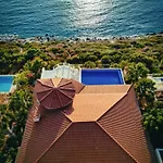 Alis Stunning Sea View With Infinity Pool