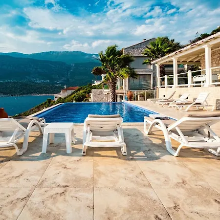 Alis Stunning Sea View With Infinity Pool *