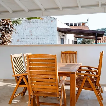 Alis Stunning Sea View With Infinity Pool Вилла