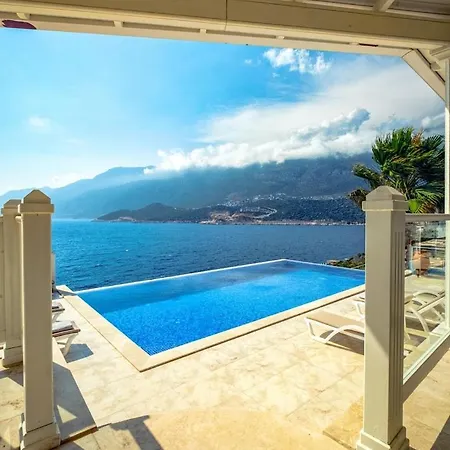 Alis Stunning Sea View With Infinity Pool Вилла *