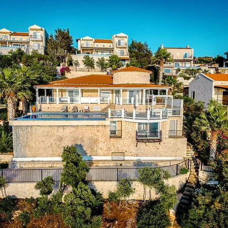 Alis Stunning Sea View With Infinity Pool كاس