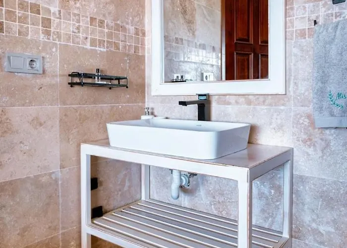 Alis Stunning Sea View With Infinity Pool Villa