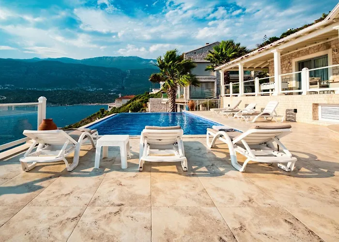 Alis Stunning Sea View With Infinity Pool *