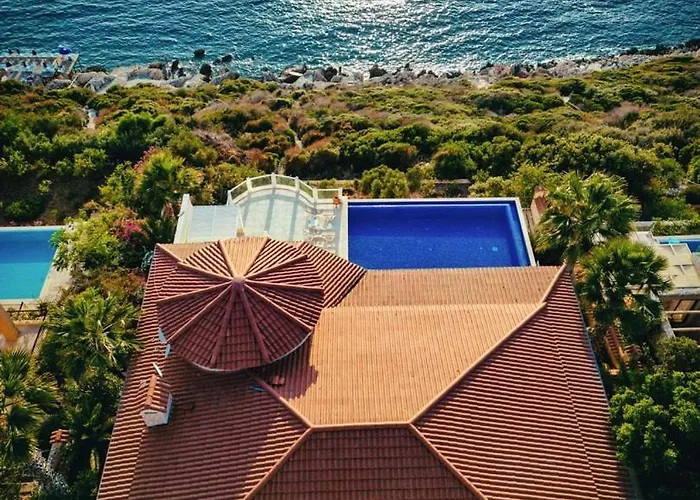 Alis Stunning Sea View With Infinity Pool