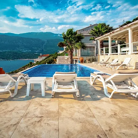 Alis Stunning Sea View With Infinity Pool Villa